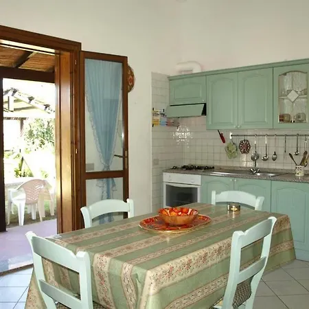 Casa A 50 M Dalla Spiaggia Di Torre Chia